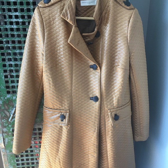 Haight & Ashbury Women’s Gold Trench - Picture 3 of 4